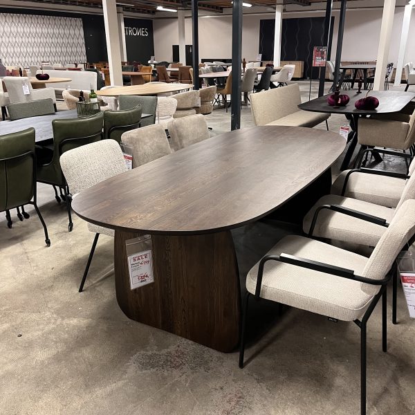 Eettafel Marandi