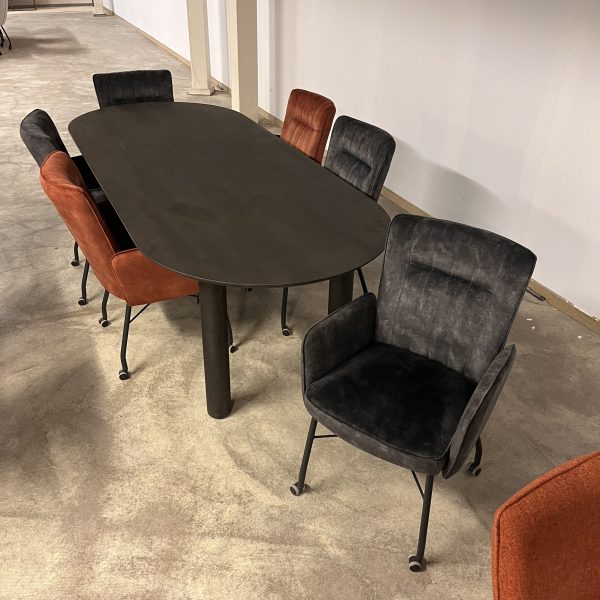6x Armstoelen Olvi