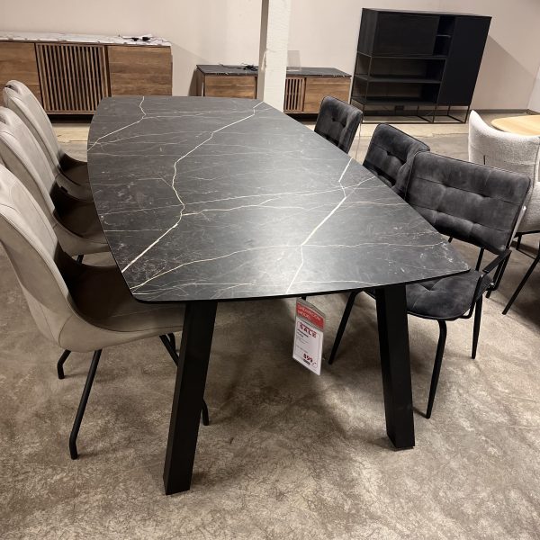 Eettafel Palace