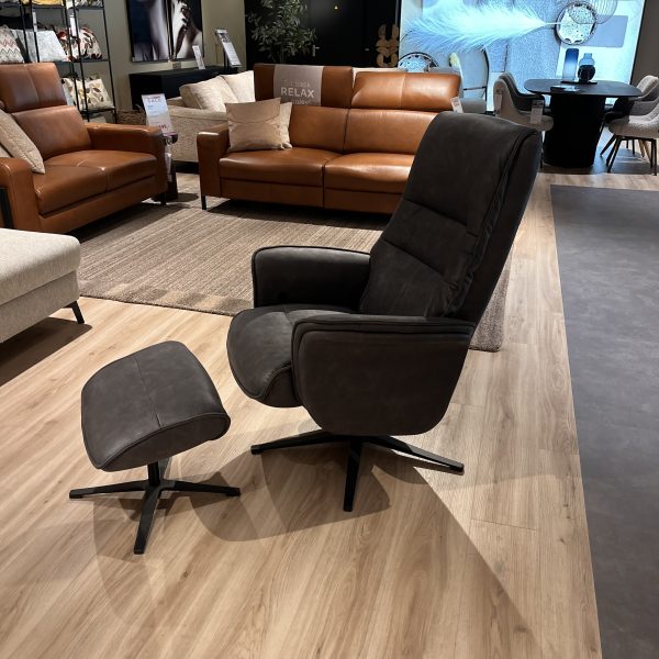 Relaxfauteuil + Poef Lotis