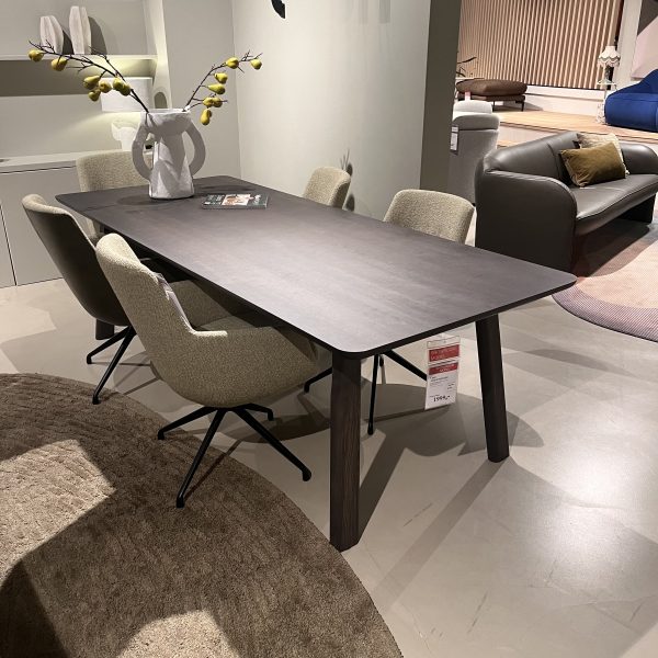Eetkamertafel Coot