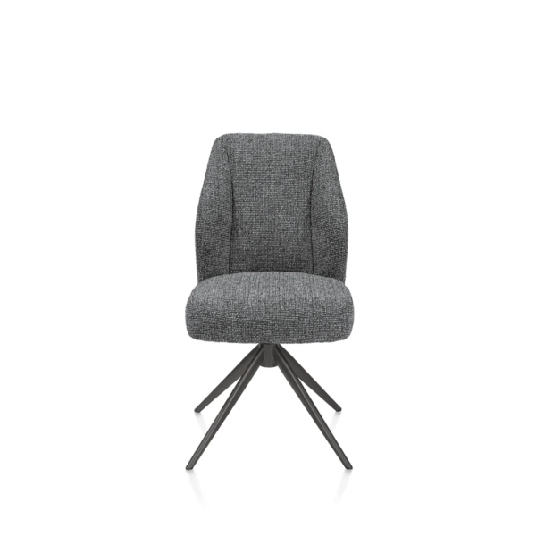 XOOON Baya eetkamerstoel met een eigentijds design en stijlvolle uitstraling, passend in een modern interieur.